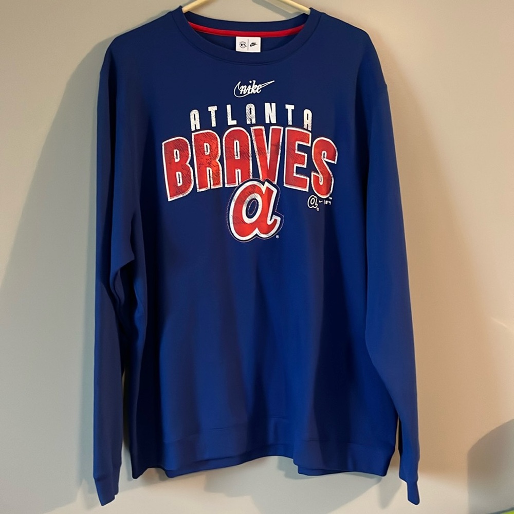 Braves Nike blue sweatshirt